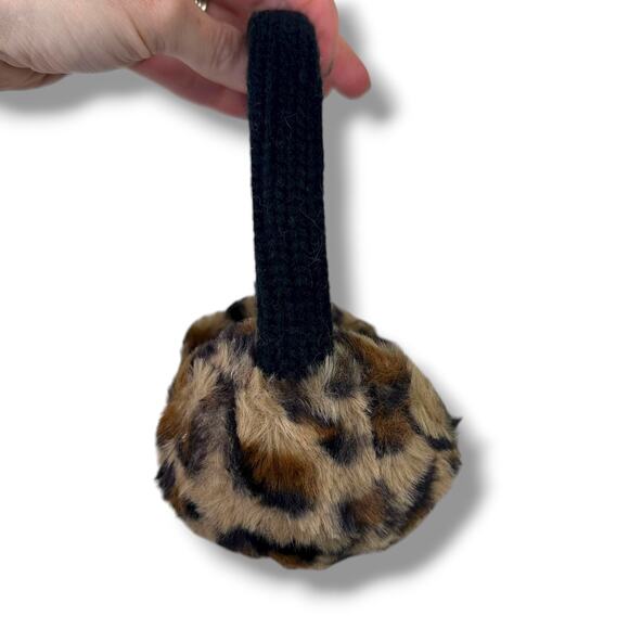 Hat Attack NWT Leopard Black Faux Fur Cozy Luxe Winter Earmuffs One Size - Picture 7 of 10